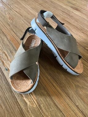 CAMPER Oruga Olive Green Crisscross Cork Footbed Sandals